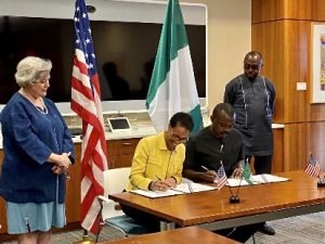 6A4DD700-815D-43EF-866A-CE30D44776E4