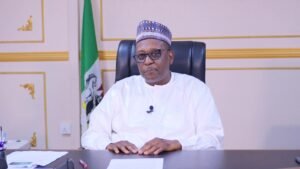 F8B5w0-WAAArGcy.jpg_large