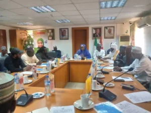 Cross-section-of-members-of-Strategic-Committee-and-other-stakeholders-for-the-distrubution-of-grains-to-residents-in-Abuja-on-Wednesday--768x576