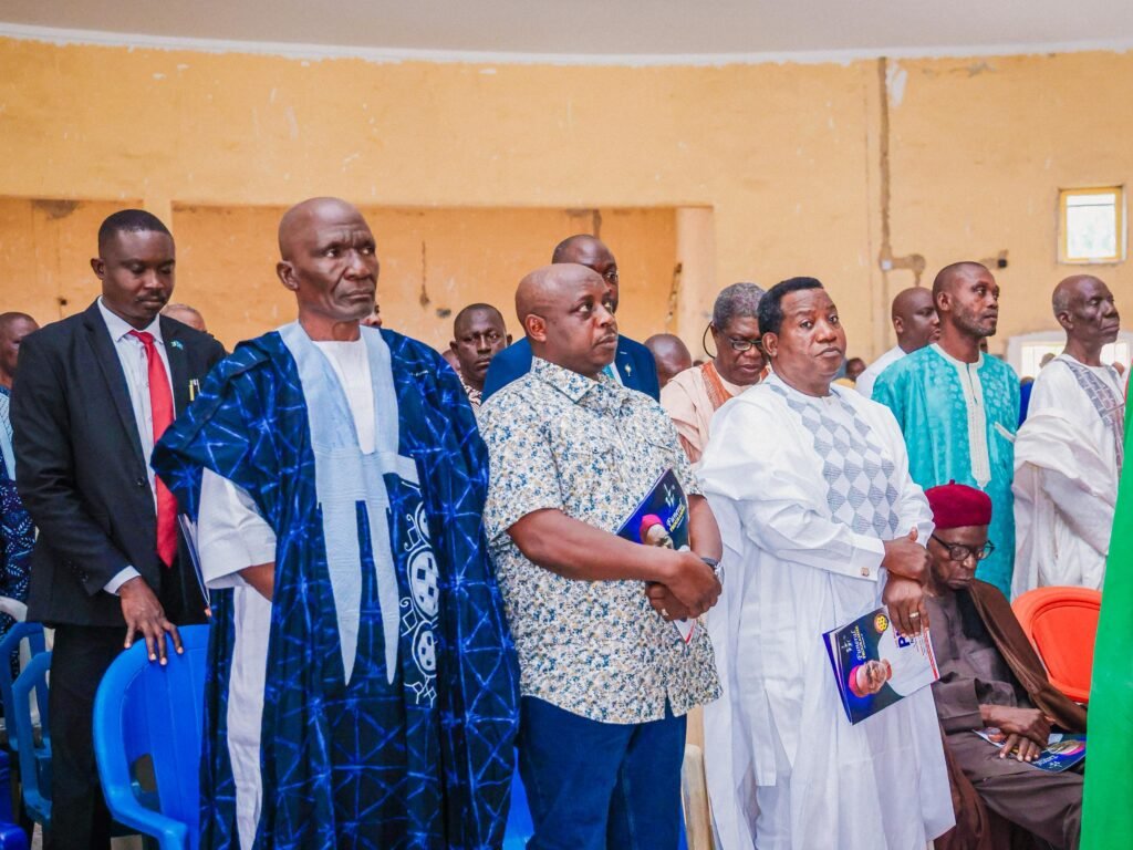 Senator Lalong pays last respects to elder statesman Miskoom Yilbial, condoles Namu chiefdom