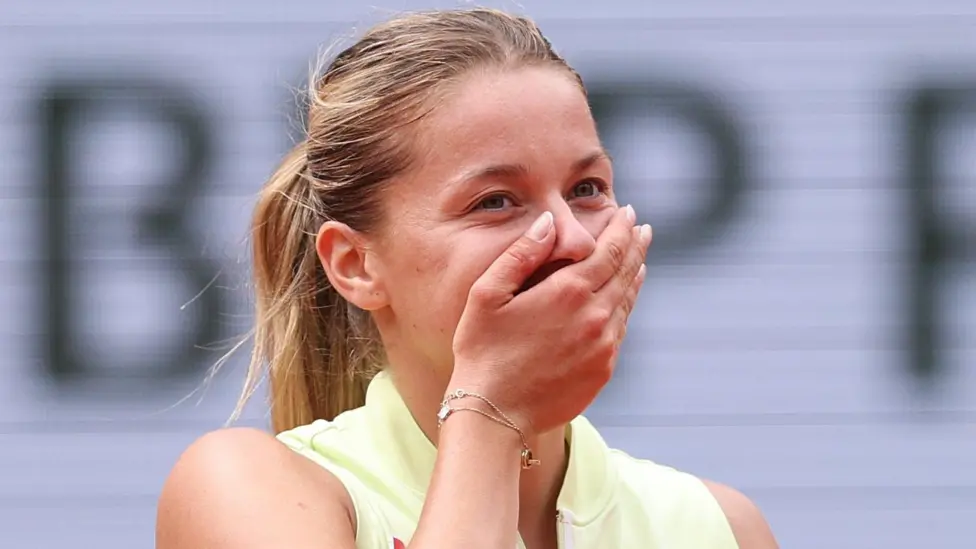 Qualifier Chwalinska extends dream French Open run